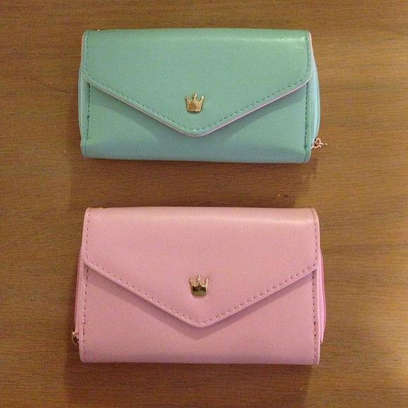 Wallet with phone holder - Picture 1 of 4