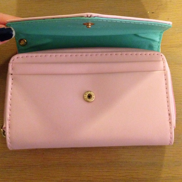 Wallet with phone holder - Picture 2 of 4