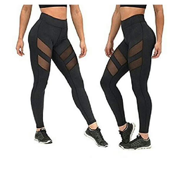 Black yoga pants