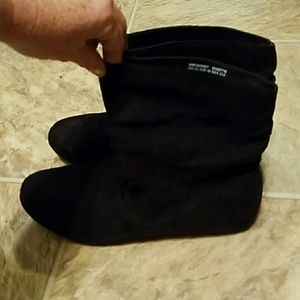 Ankle Boots size 8.5 Faded Glory