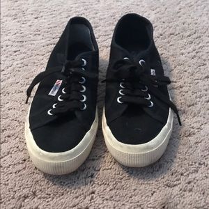 Women's Supera Low-Top Sneakers
