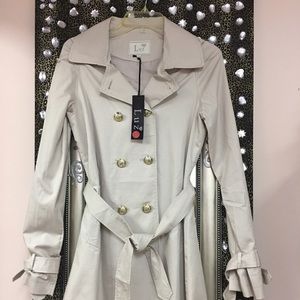 Trench Coat/Rain Coat