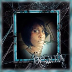 Meet your Posher, Marisa