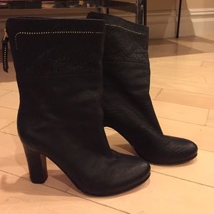 Sam Edelman Boots. Very comfortable. Never worn.