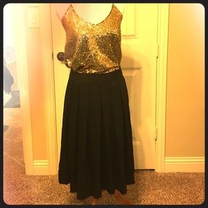 Tea & Cup Black pleated skirt