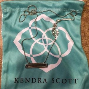 Kendra Scott Eleanor bar necklace. Nwot.