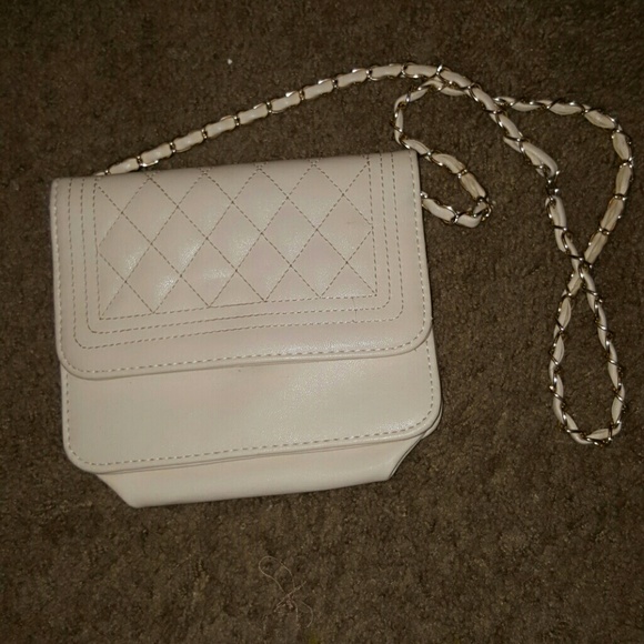 NWOT White crossbody purse