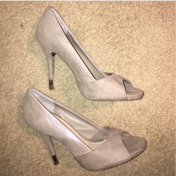 BCBG generation heels