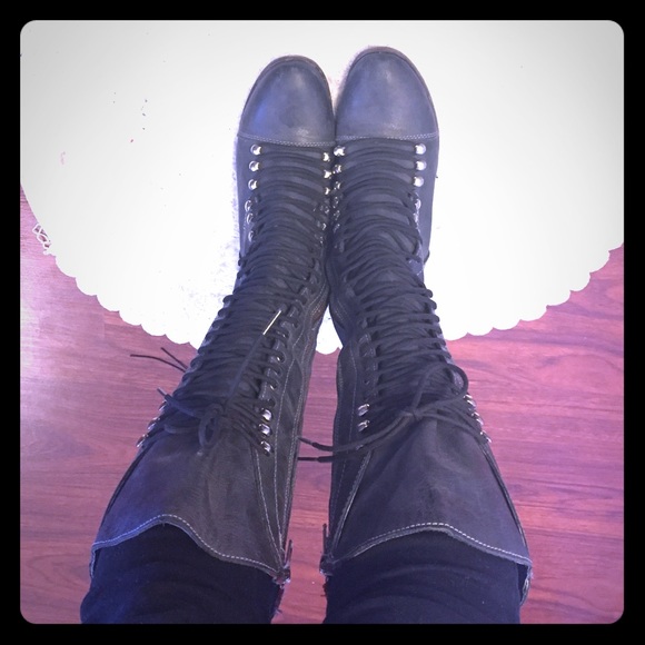 Steven Madden Perrin Boots