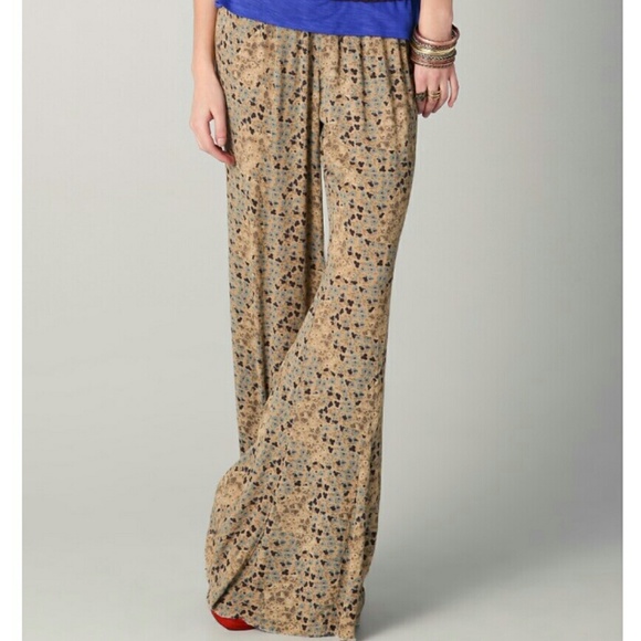 Free People Printed Wide Leg Flare Pull On Pants - Picture 4 of 4