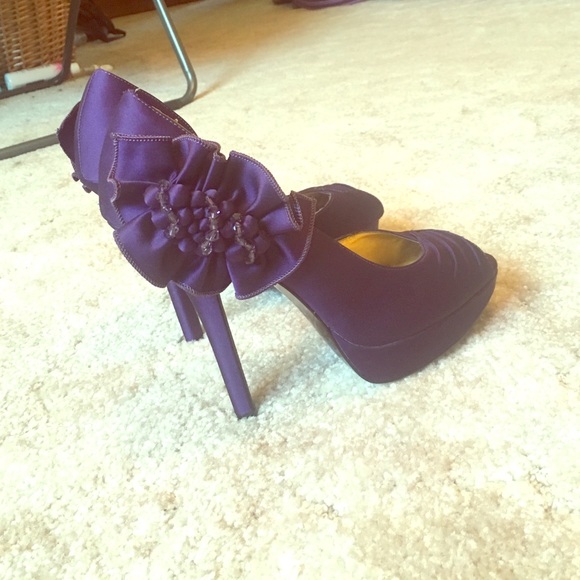 Nina New York shoes