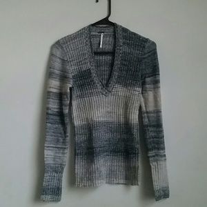 Free People V-neck sweater Free People V-neck sweater