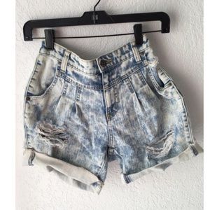 CARMAR HIGH WAIST SHORTS