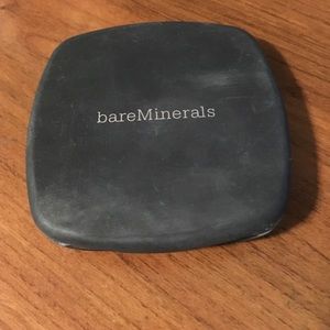 READY foundation broad spectrum SPF 20