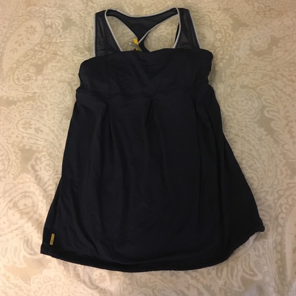 Navy blue stretchy athletic shirt