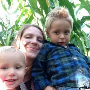 Meet your Posher, Leandra