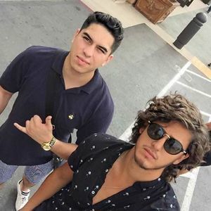 Meet your Posher, Rene