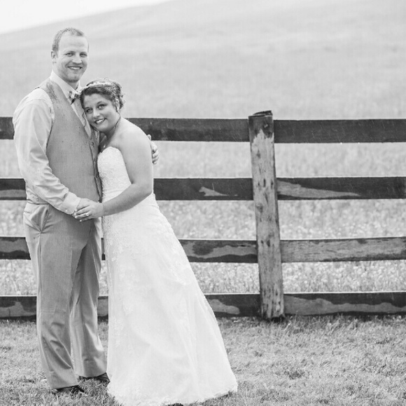 Meet your Posher, Taylor - Picture 1 of 1