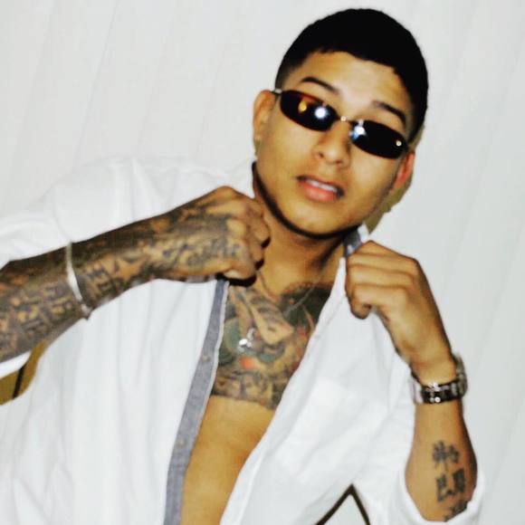 Meet your Posher, Showtime