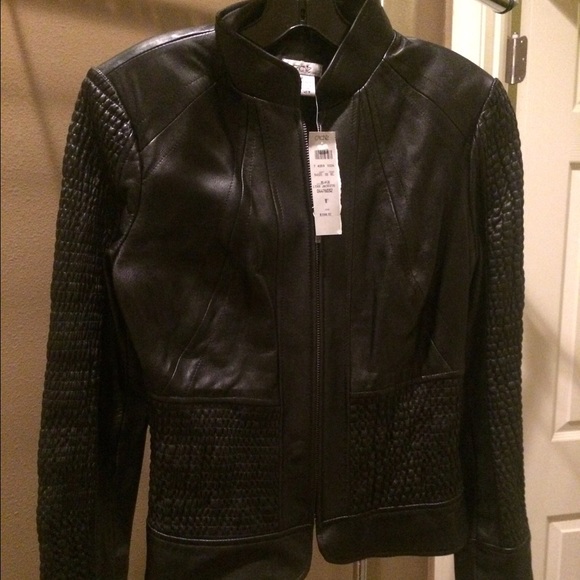 ❗️NWT❗️Black cache leather jacket