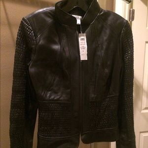 ❗️NWT❗️Black cache leather jacket
