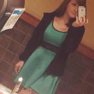 Meet your Posher, Jade