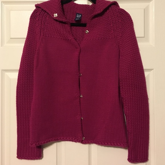 Magenta Gap button down sweater - Picture 1 of 4
