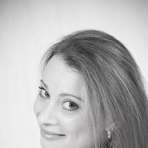 Meet your Posher, Elena