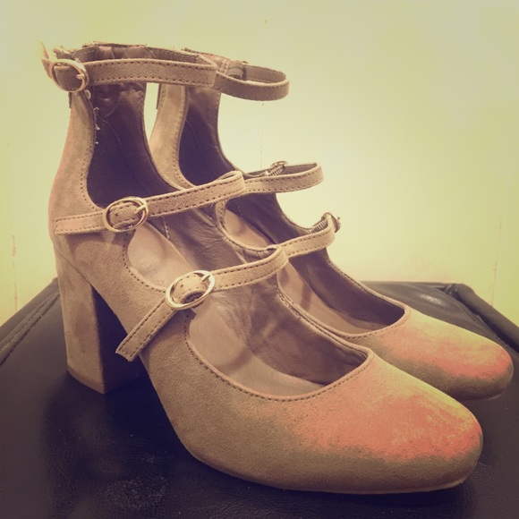 Wild Diva Vintage Strap Heels