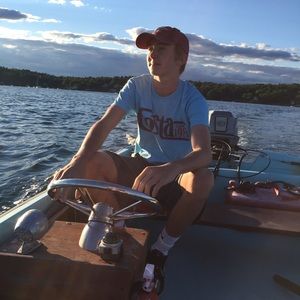 Meet your Posher, Collin