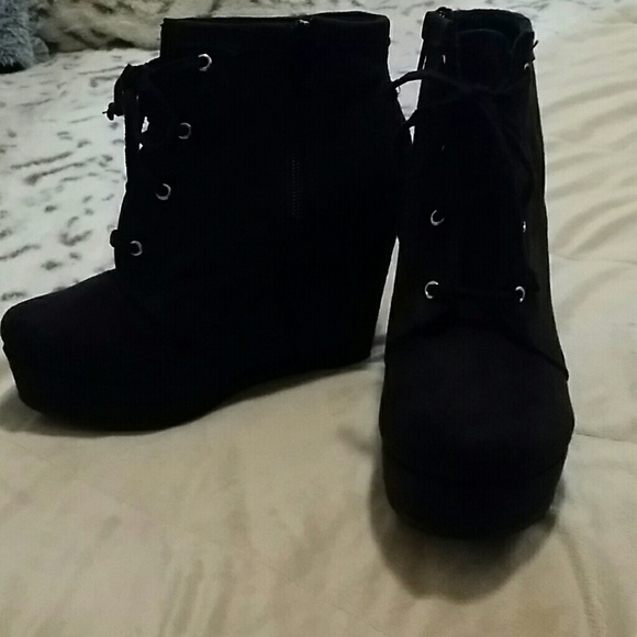 Soda Faux Suede Black Platform Boots