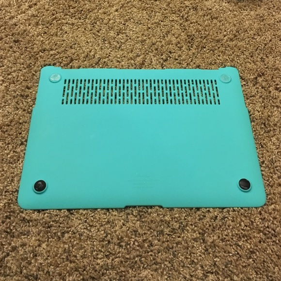 13 inch light blue MacBook Air cover - Picture 3 of 4