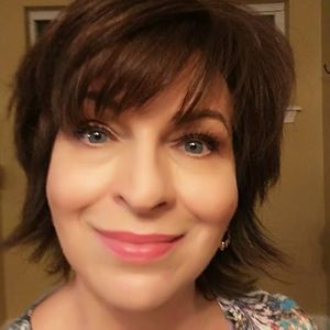 Meet your Posher, Pam