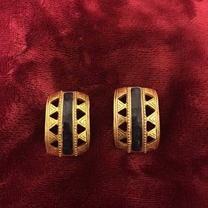 💚2 for $10! Navy Clipons