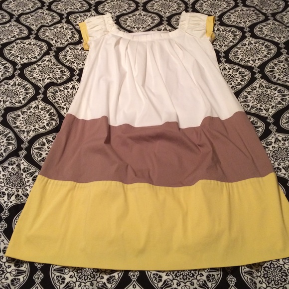 ⭐️Price Drop⭐️ Max & Cleo Peasant Dress w/ belt