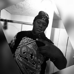 Meet your Posher, Dallis