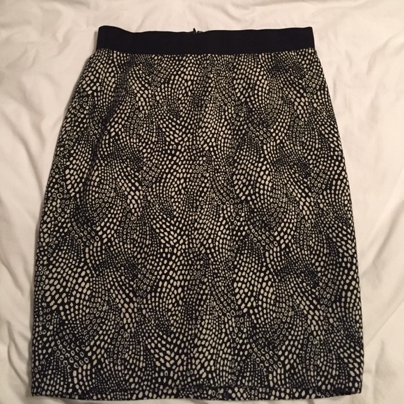 Black and White ATL pencil skirt
