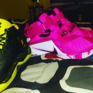 Meet your Posher, Hurley