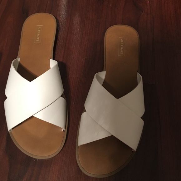 Alex Marie Kalyn white