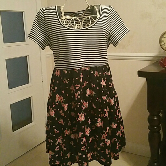 TORRID Skater Dress Striped & Floral Size 3 (3X)