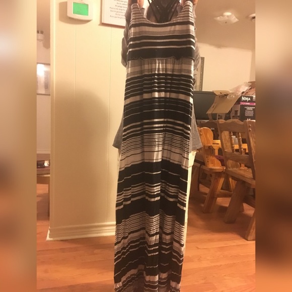 Just making space in my closet - Picture 1 of 1