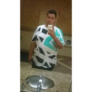 Meet your Posher, Moises