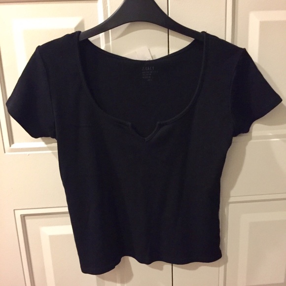 🚫SOLD🚫 NWT Brandy Melville Top - Picture 2 of 2