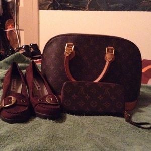 Louis Vuitton alma bag