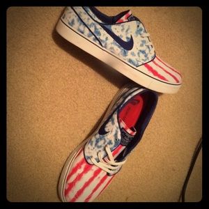 Nike sb 4th of July