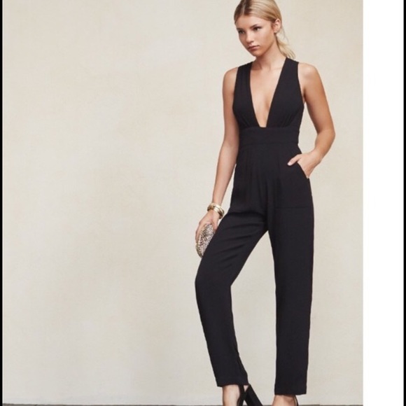 The Reformation petite black Cecille jumpsuit sz0P