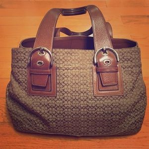 Coach handbag Style No. C0820-f12311 Shoulder Bag