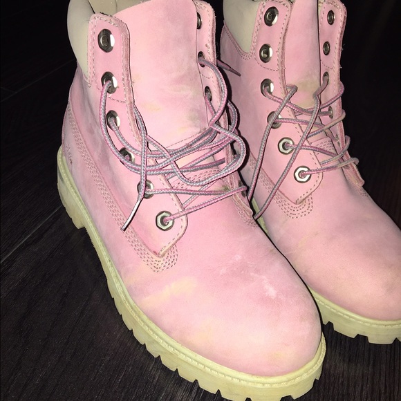 Authentic used pink timberlands