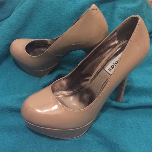 Steve Madden pumps