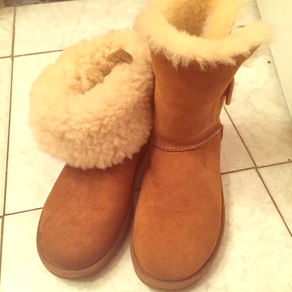 Australia UGG: Women's Bailey Button